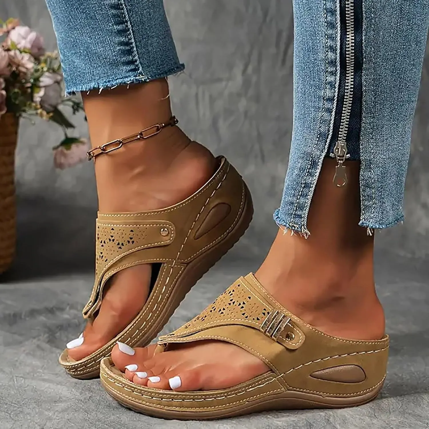 Avylays Orthopedic Sandals for Women Breathable Mesh Hollow Sports Sandals Wedge Heel Flip Flops Summer Casual Slides
