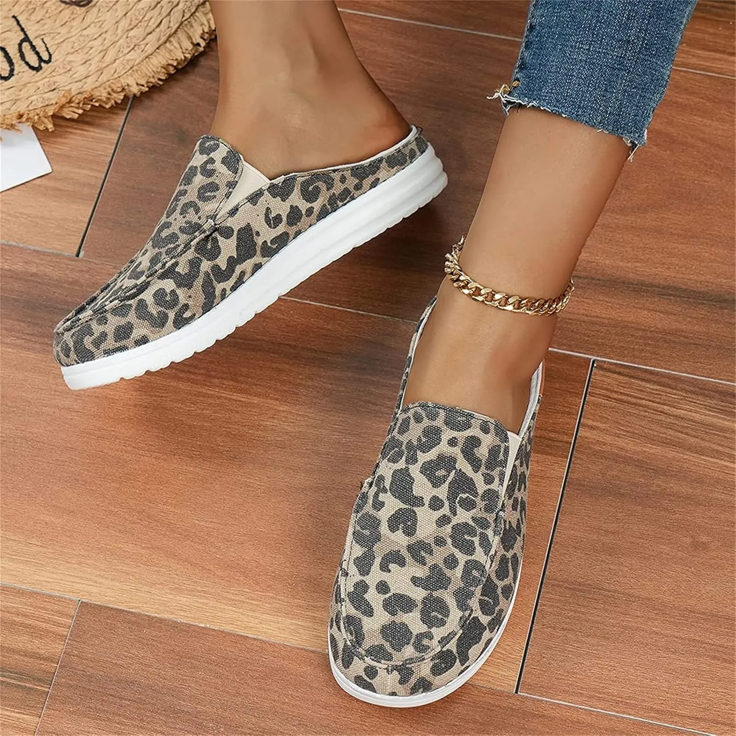 DOIX Women's Garden Clogs Shoes Slip on Canvas Slippers Backless Flat Sandals Lightweight Closed Toe Summer Casual Comfy Walking Loafer Shoes,Leopard Print,US9/EU40