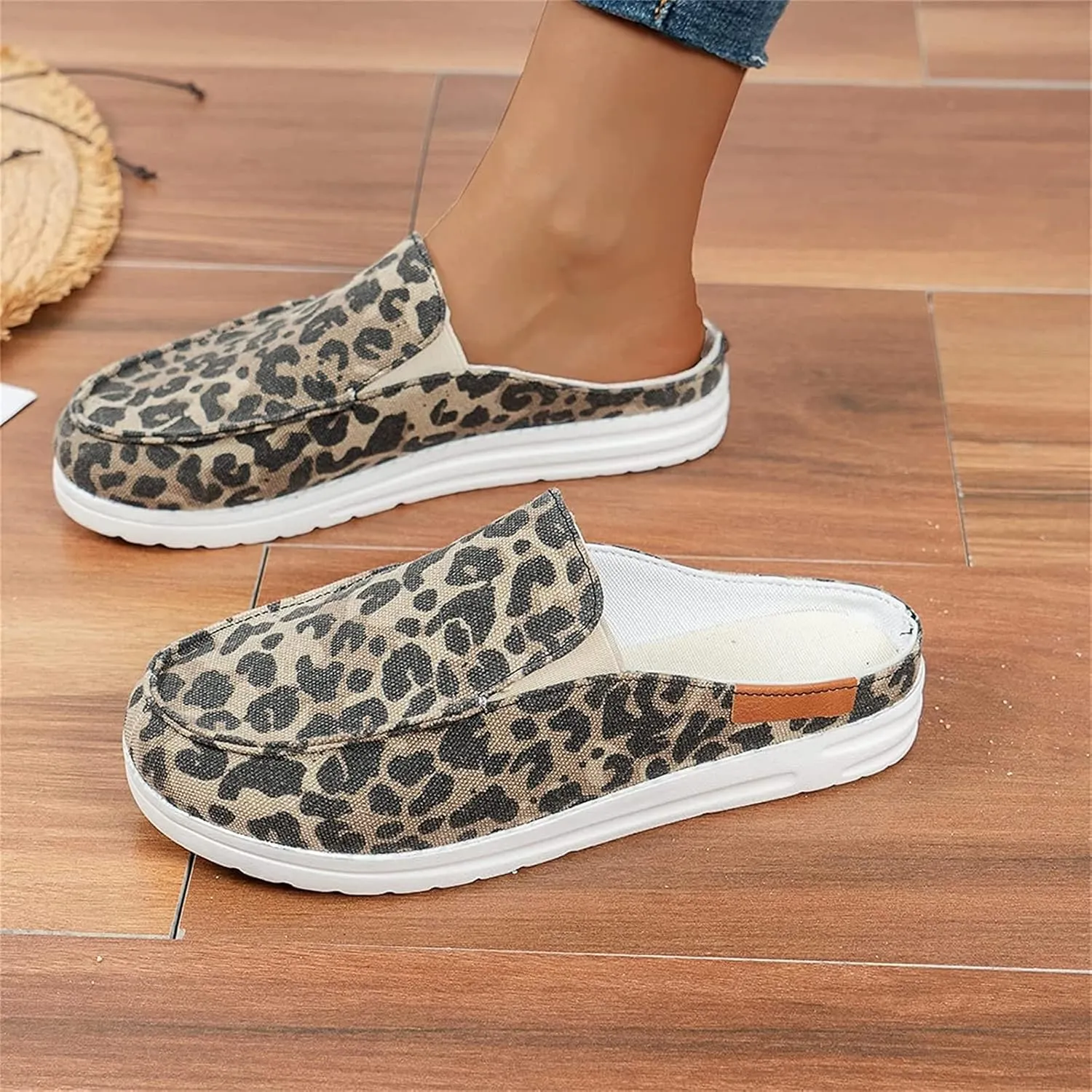 DOIX Women's Garden Clogs Shoes Slip on Canvas Slippers Backless Flat Sandals Lightweight Closed Toe Summer Casual Comfy Walking Loafer Shoes,Leopard Print,US9/EU40