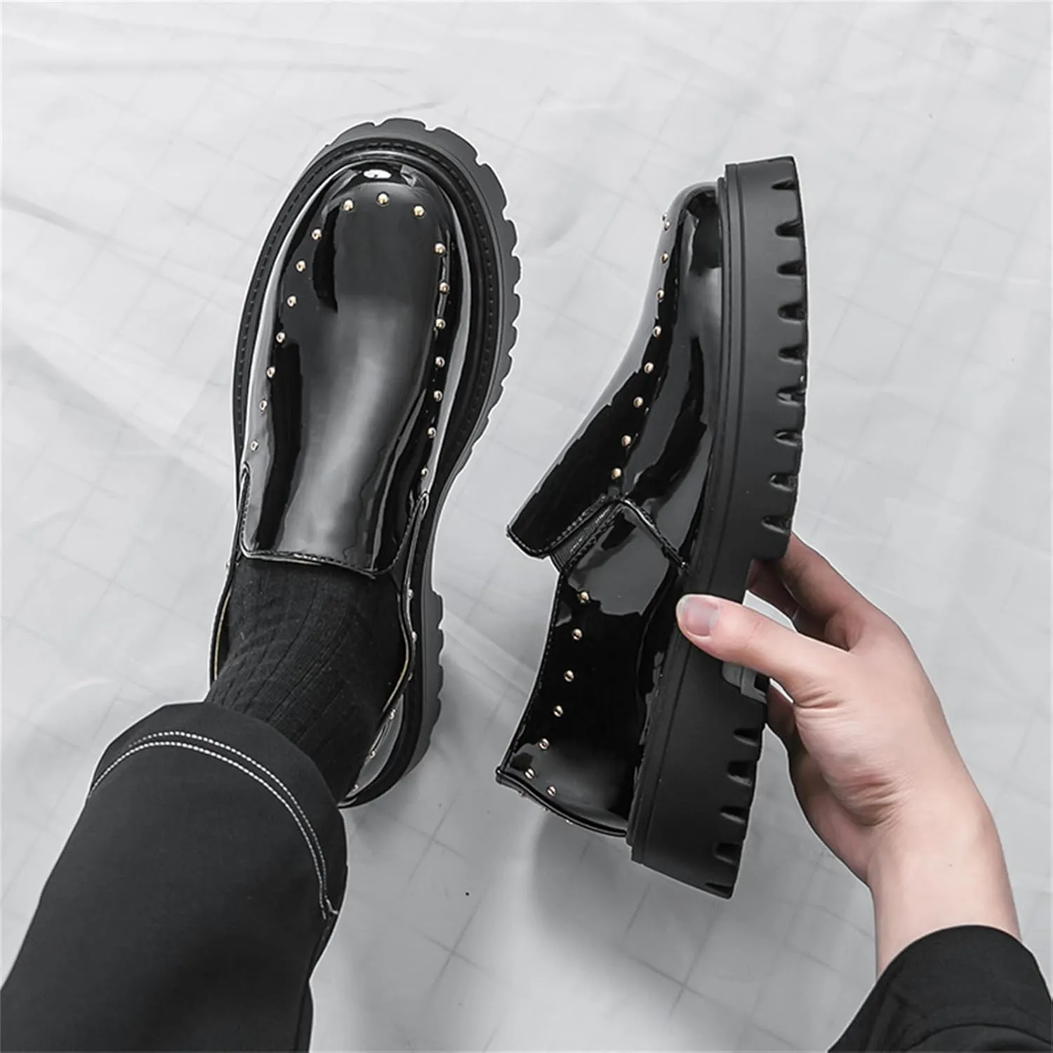 Fashion Sparkly Patent Leather Modern Round Toe Slip On Loafers for Men Lightweight Penny Formal Business Wedding Prom Dress Shoes