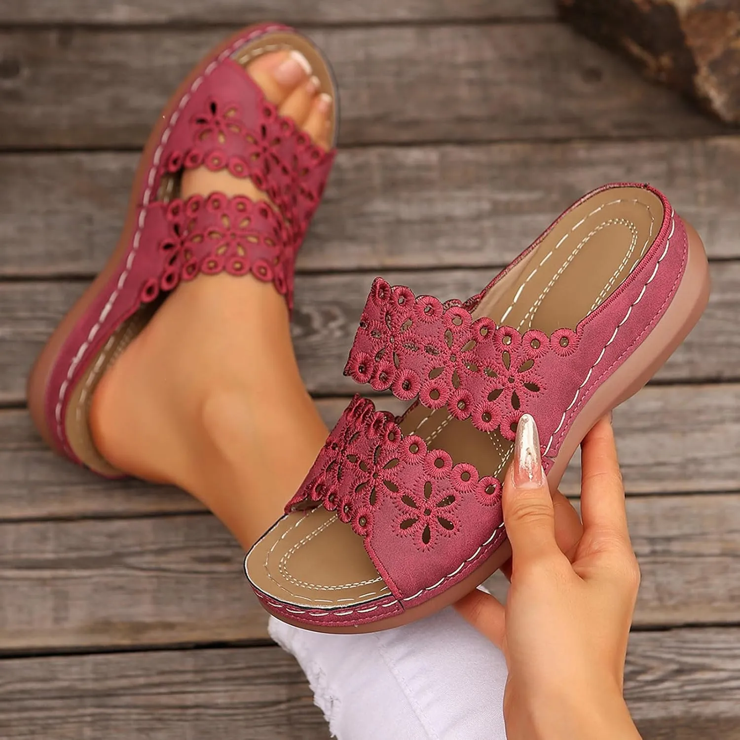 Hollow Sandals for Women 2025 Bohemian Slides Comfortable Arch Support Slip on Boho Beach Slippers