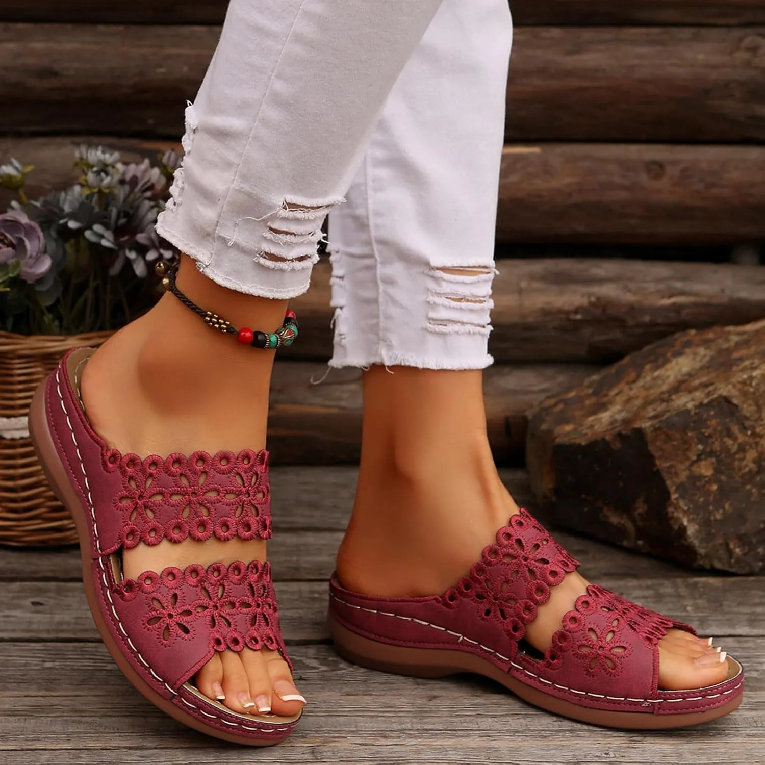 Hollow Sandals for Women 2025 Bohemian Slides Comfortable Arch Support Slip on Boho Beach Slippers