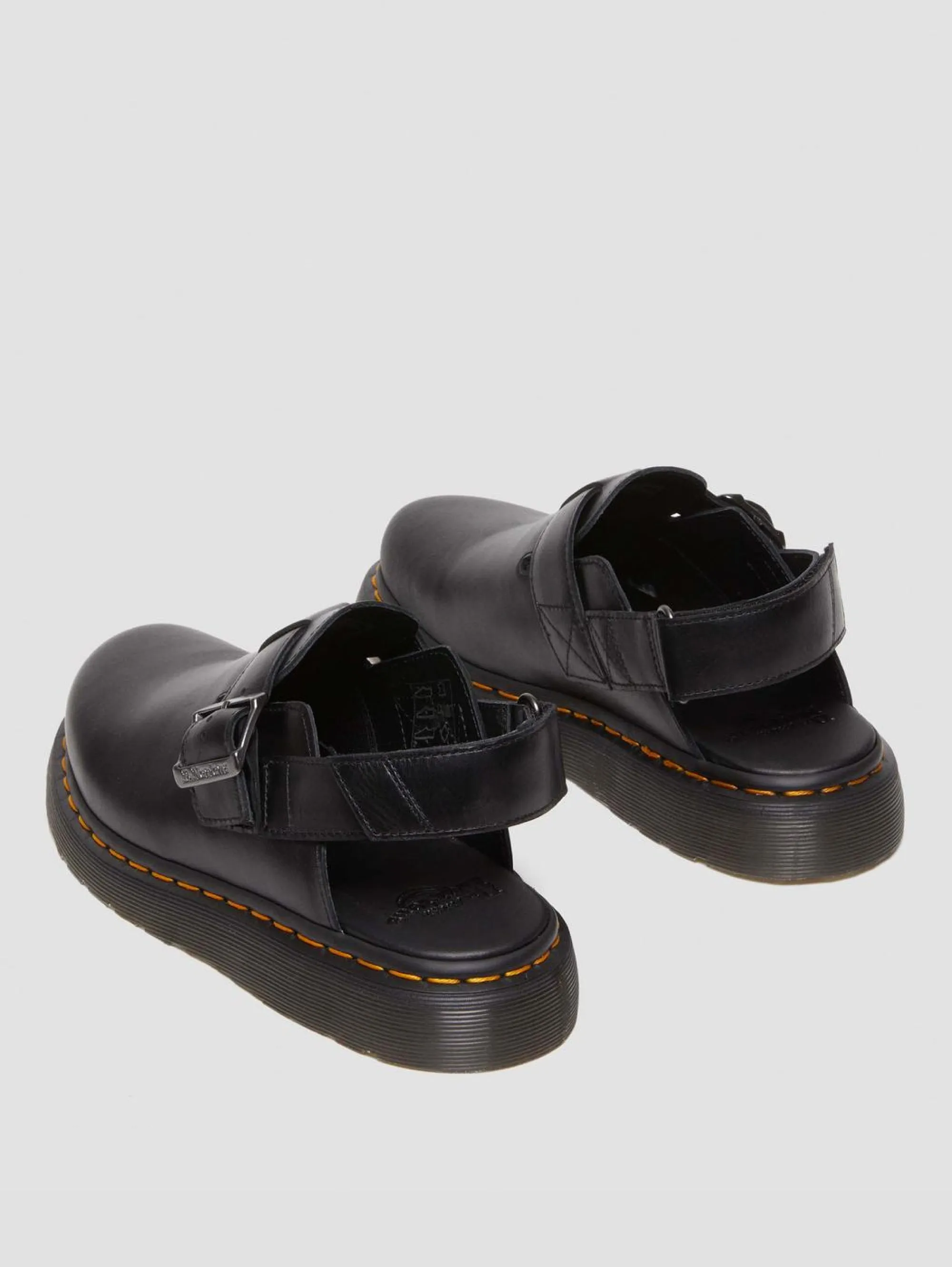 Mules con Cinturino Posteriore Nero