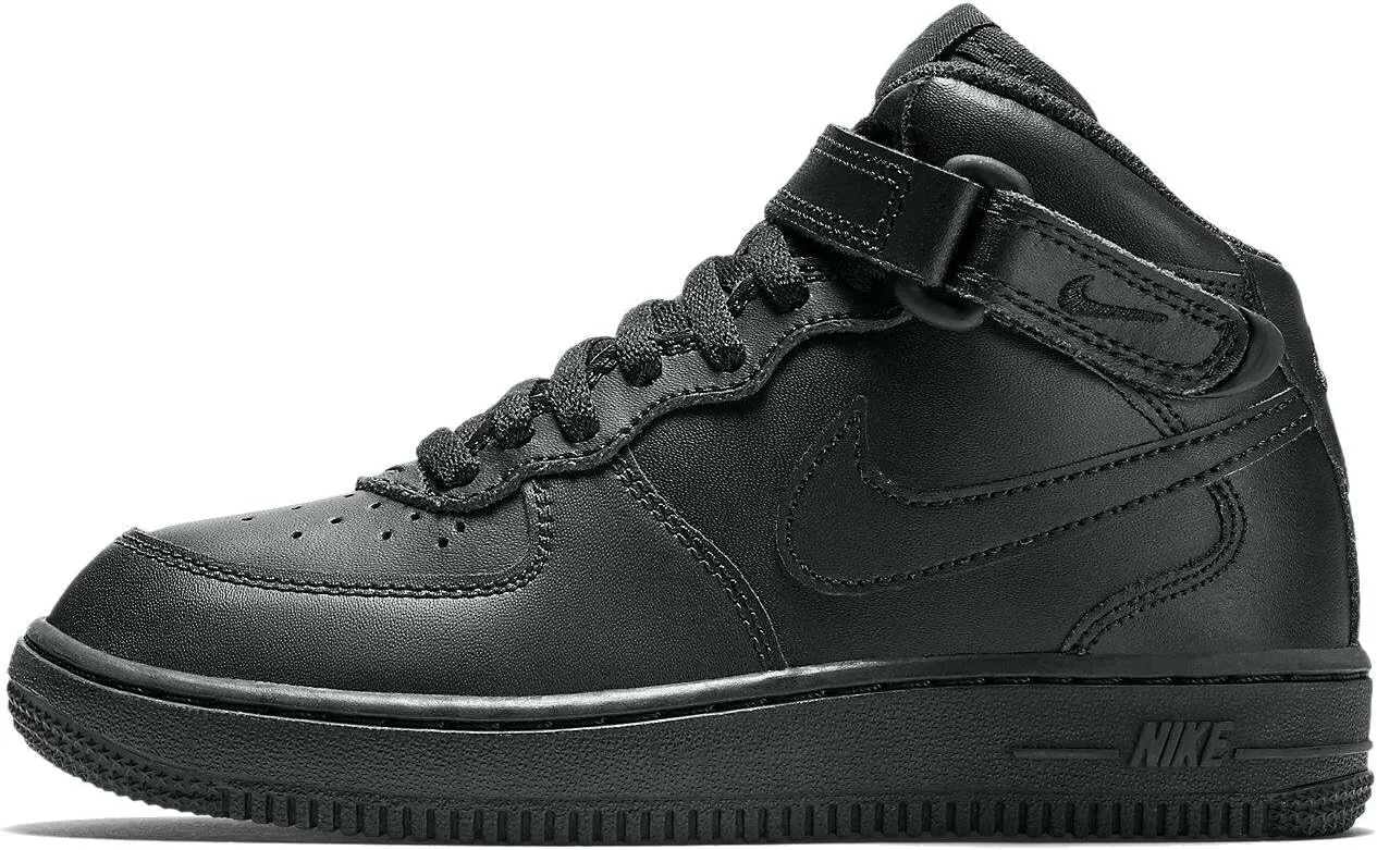 NIKE Men's Sneakers