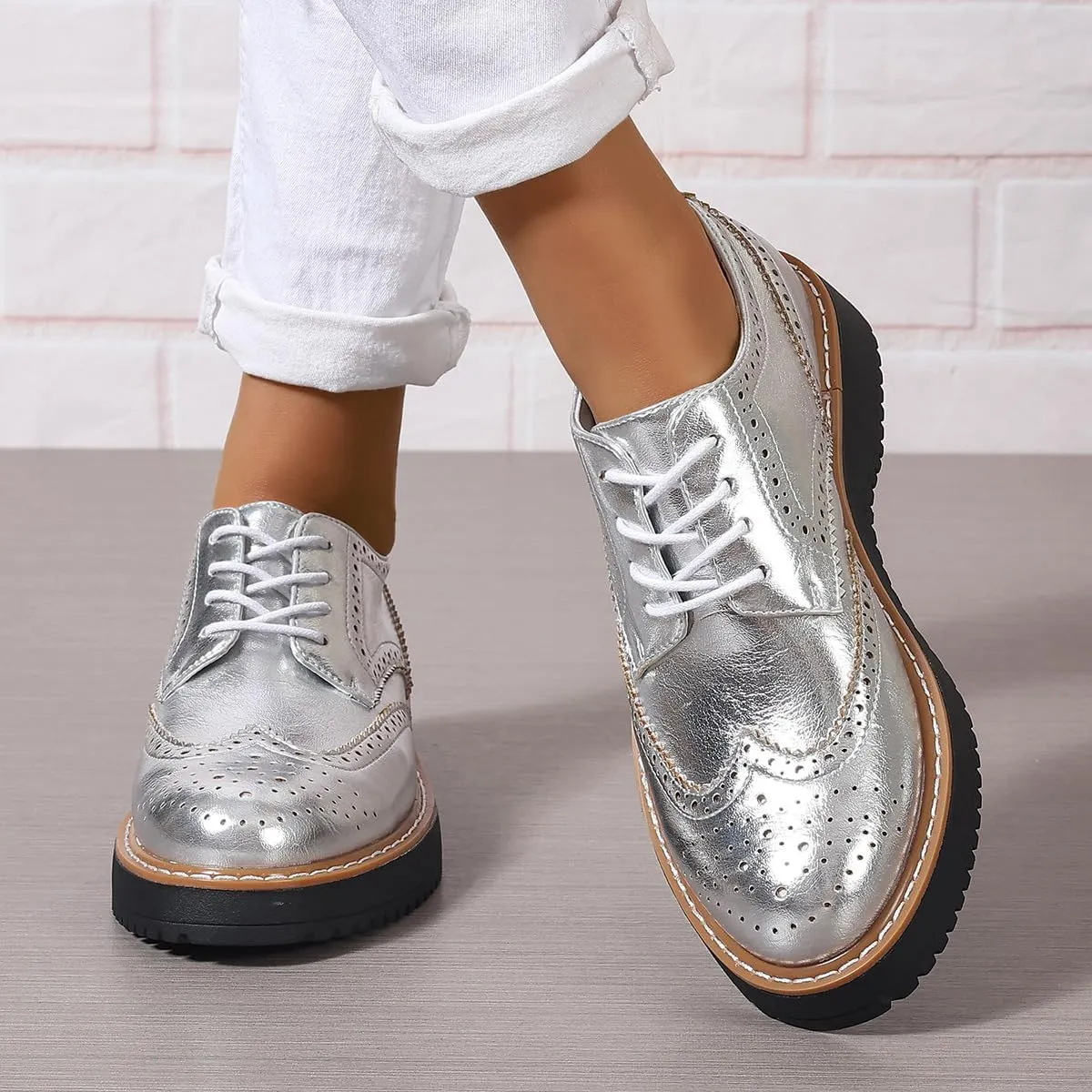 SACFOF Oxford Shoes for Women Round Toe Wingtips Brogues Lace up Platform Loafers Business Casual Office Dress Shoes