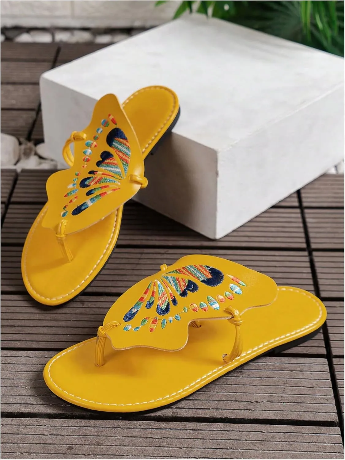 Verdusa Women's Open Toe Butterfly Sandals Slip on Slippers Summer Thong Sandals