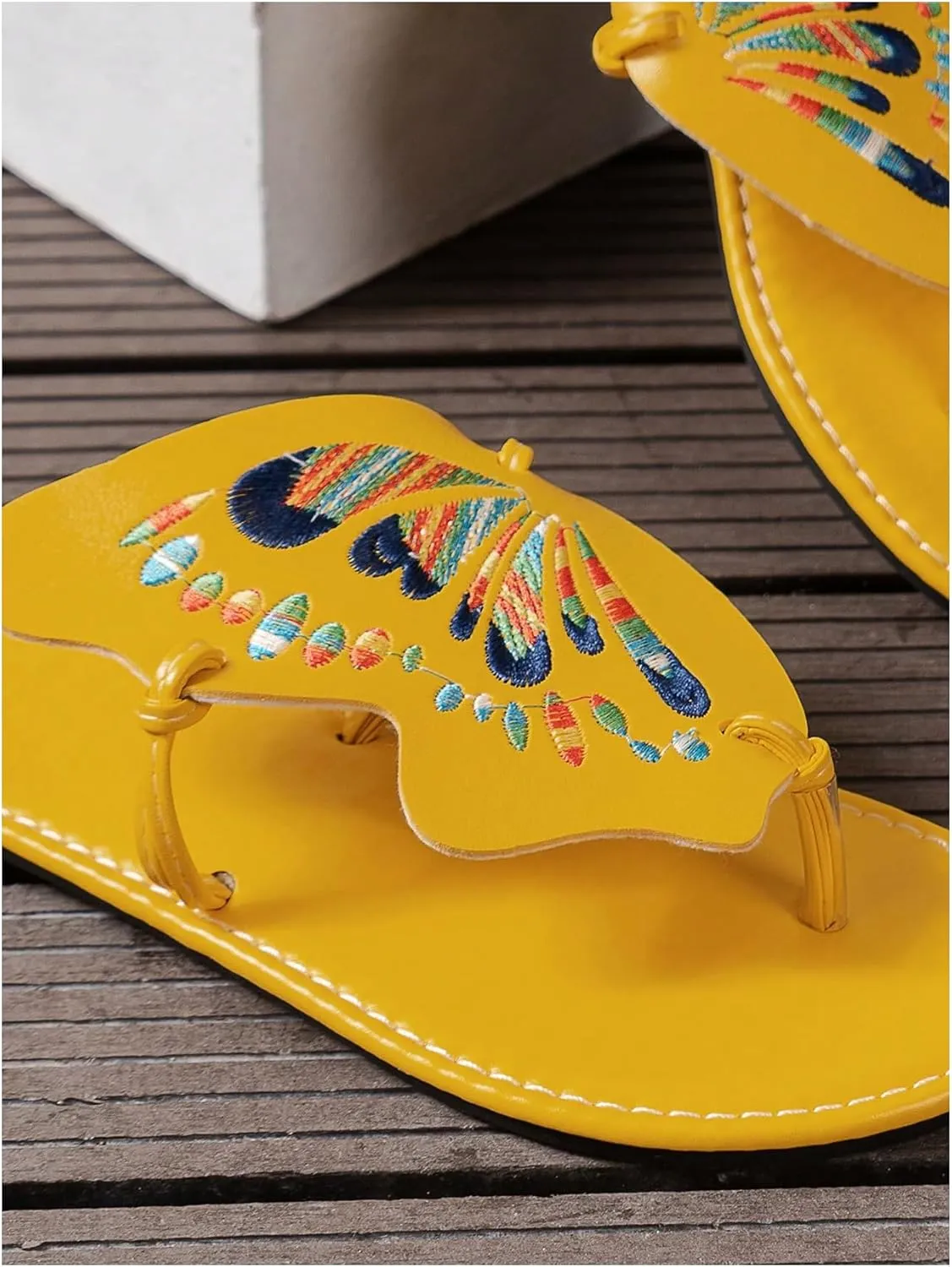 Verdusa Women's Open Toe Butterfly Sandals Slip on Slippers Summer Thong Sandals