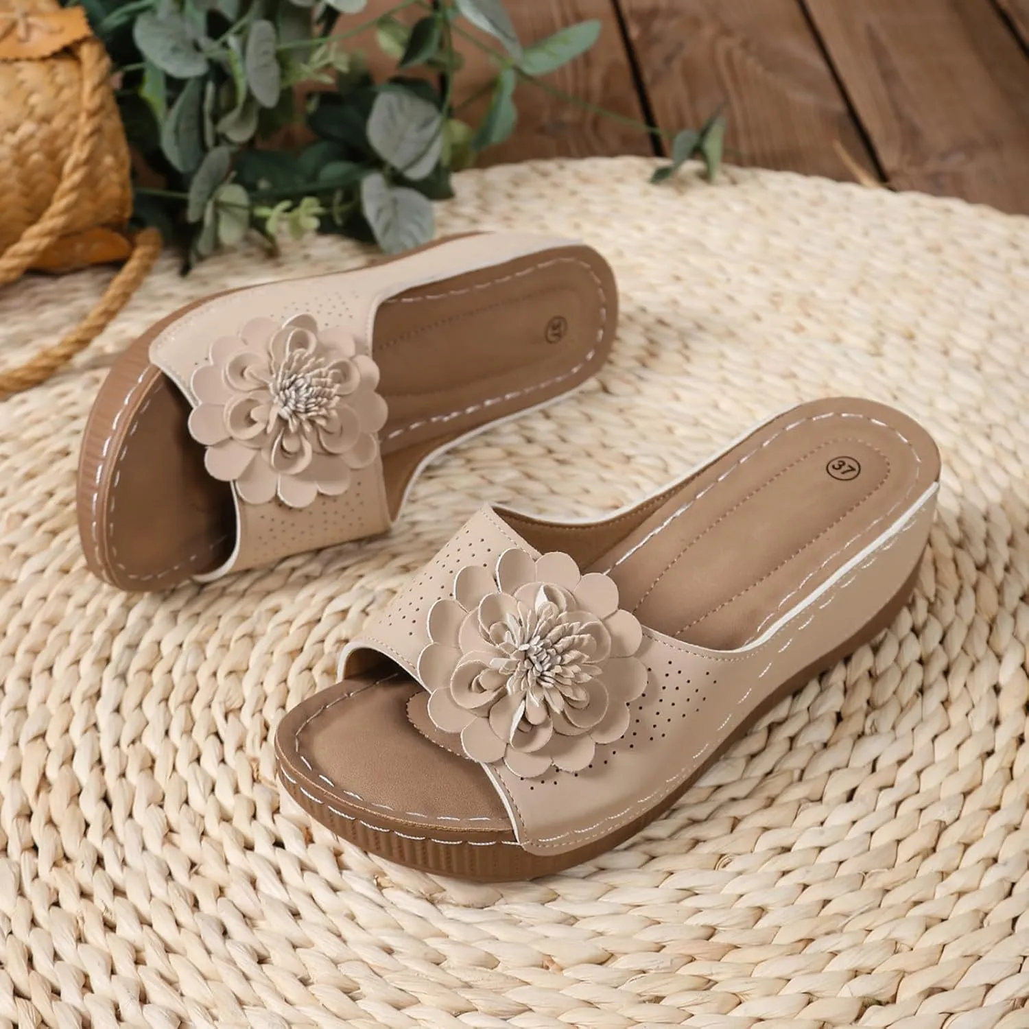 Wedge Sandals for Woman Summer 2025 Flower Cutout Platform Orthopedic Retro Low Heel Dressy Casual Comfortable Slip On Shoes